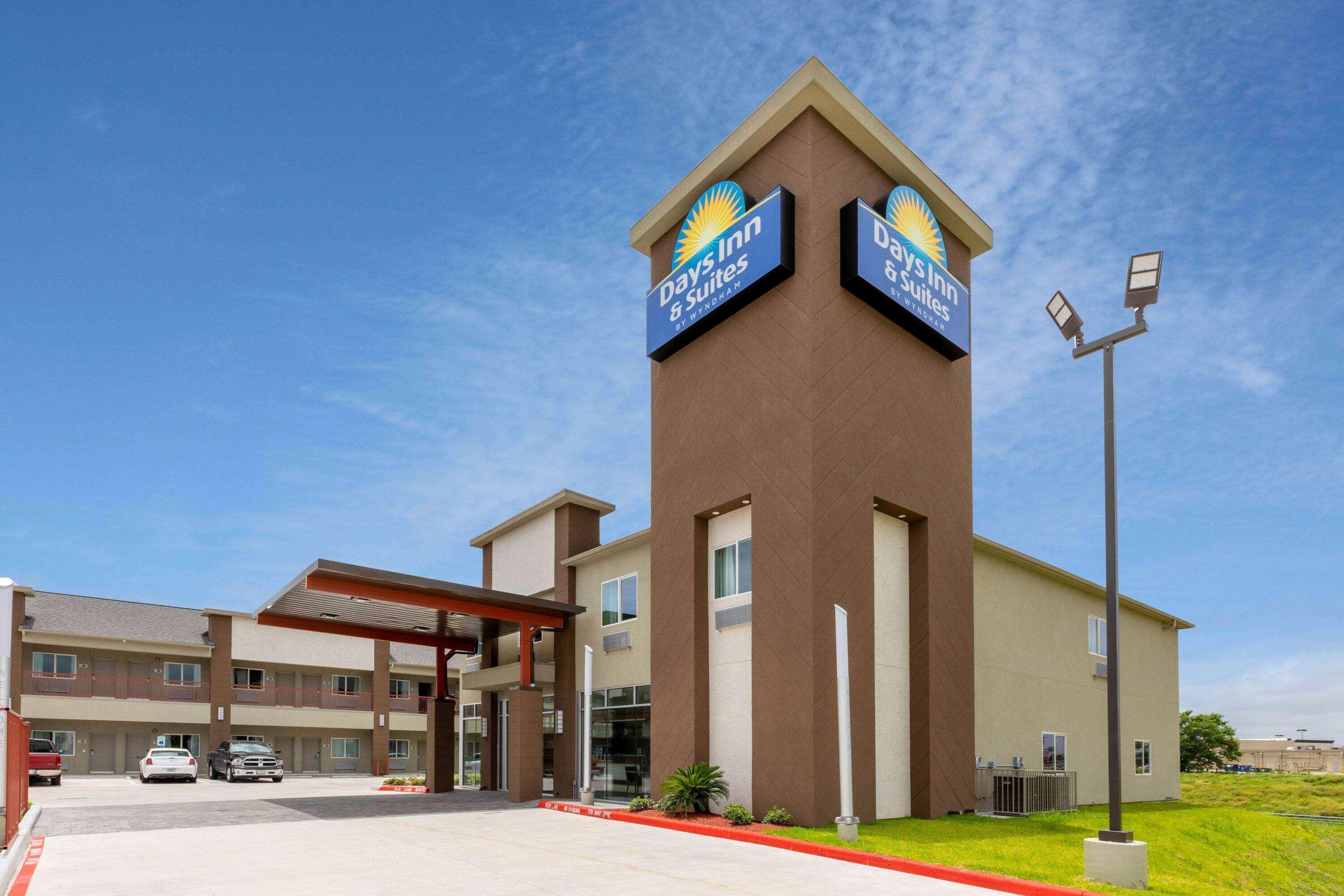 Days Inn & Suites By Wyndham Downtown/University Of Houston Bagian luar foto