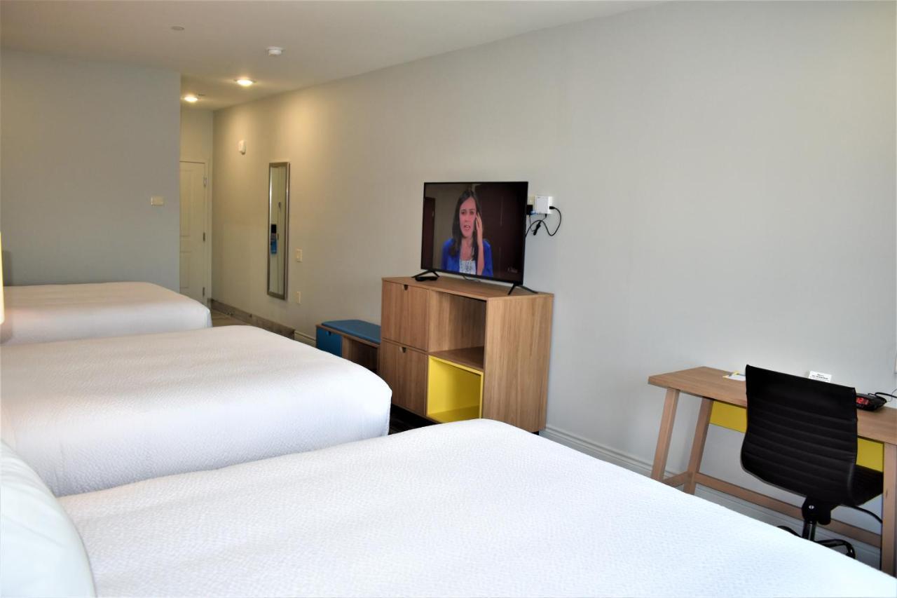 Days Inn & Suites By Wyndham Downtown/University Of Houston Bagian luar foto