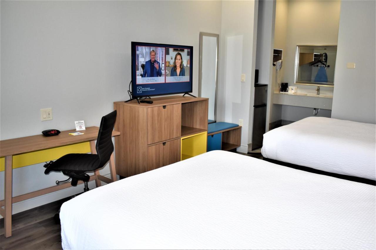 Days Inn & Suites By Wyndham Downtown/University Of Houston Bagian luar foto